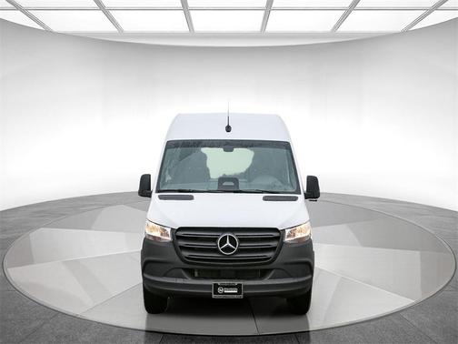 2025 Mercedes-Benz Sprinter 2500 Standard Roof