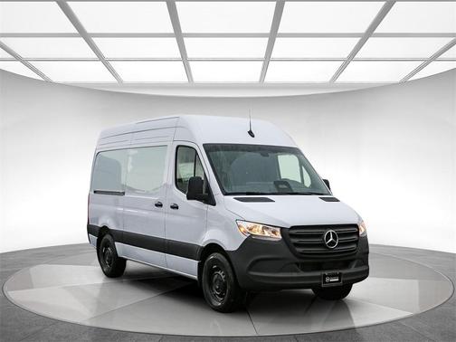 2025 Mercedes-Benz Sprinter 2500 Standard Roof