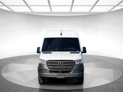 2025 Mercedes-Benz Sprinter 2500 Standard Roof