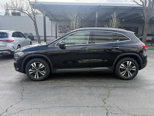 2025 Mercedes-Benz GLA 250 4MATIC