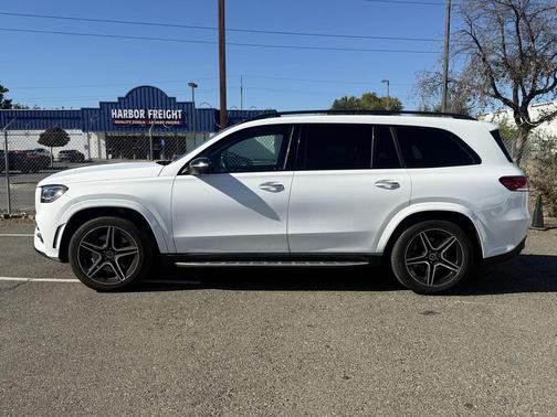 2022 Mercedes-Benz GLS 450 4MATIC