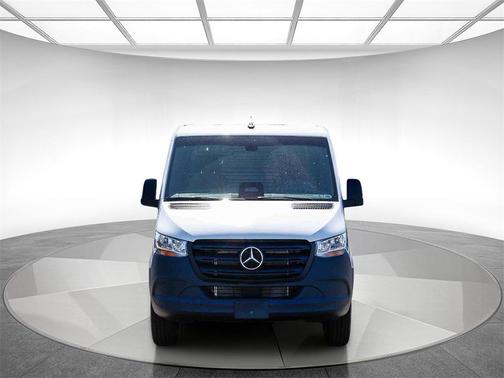 2025 Mercedes-Benz Sprinter 2500 Standard Roof