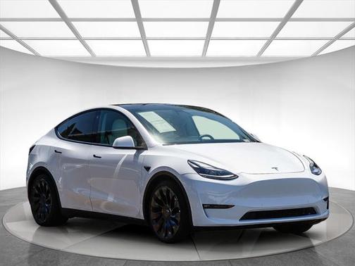 2022 Tesla Model Y Performance Dual Motor All-Wheel Drive