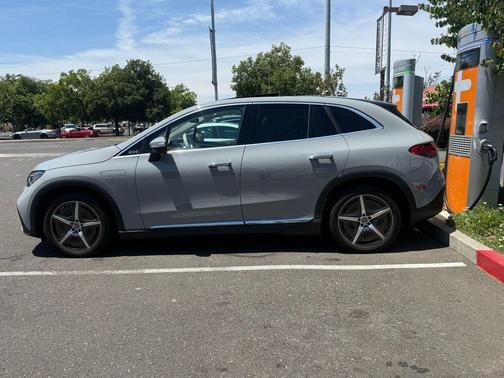 MANUFAKTUR Alpine Grey 2023 Mercedes-Benz EQE 500 4MATIC