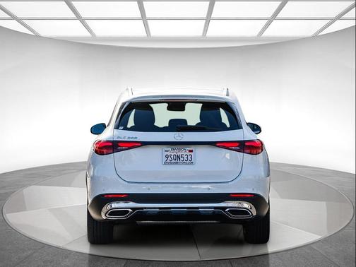 2025 Mercedes-Benz GLC 300 Base