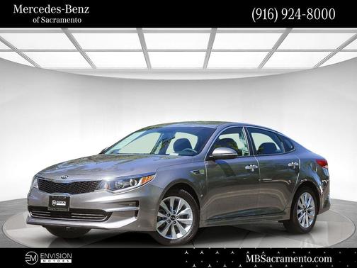 Titanium Silver 2018 Kia Optima LX