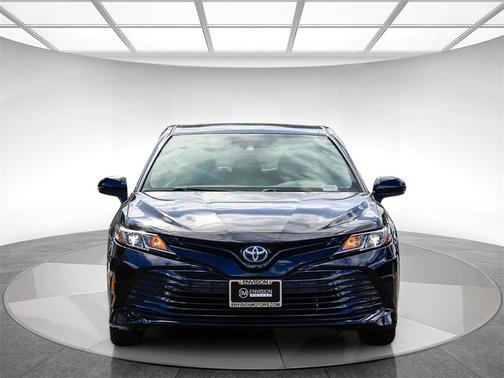 2019 Toyota Camry Hybrid LE