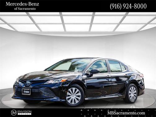 2019 Toyota Camry Hybrid LE