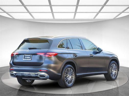 2026 Mercedes-Benz GLC 300 Base