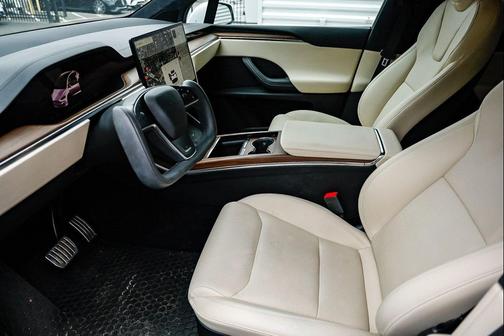 2023 Tesla Model X Base