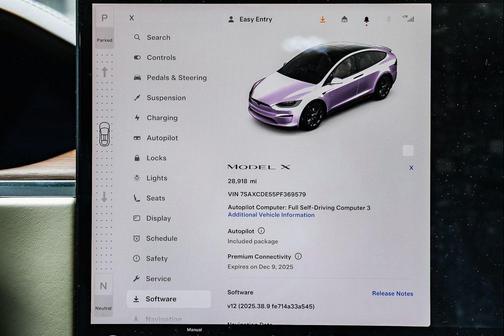 2023 Tesla Model X Base