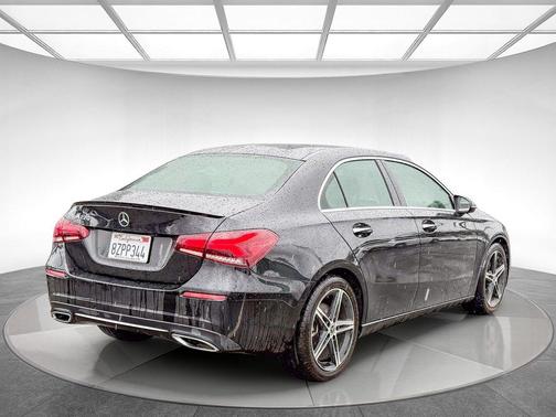 2022 Mercedes-Benz A-Class A 220