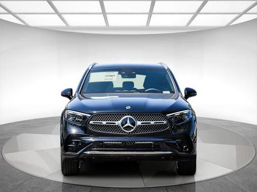 2025 Mercedes-Benz GLC 350e Base