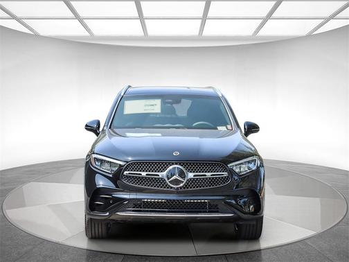 2025 Mercedes-Benz GLC 350e Base
