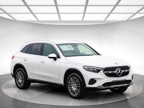 2026 Mercedes-Benz GLC 300 Base