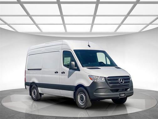 2025 Mercedes-Benz Sprinter 2500 Standard Roof
