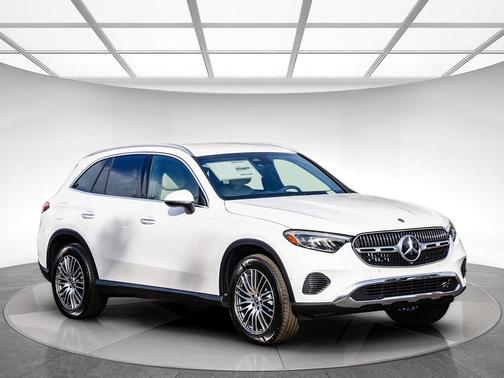 2026 Mercedes-Benz GLC 300 Base