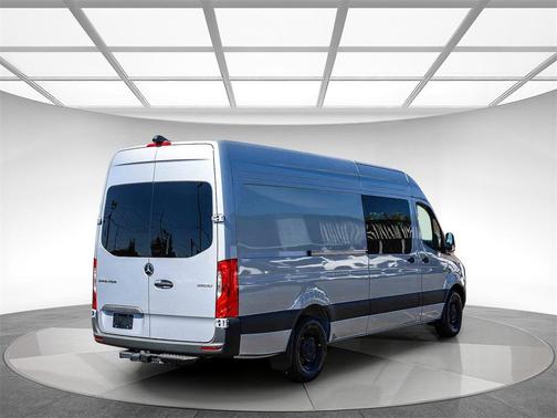 2025 Mercedes-Benz Sprinter 2500 High Roof