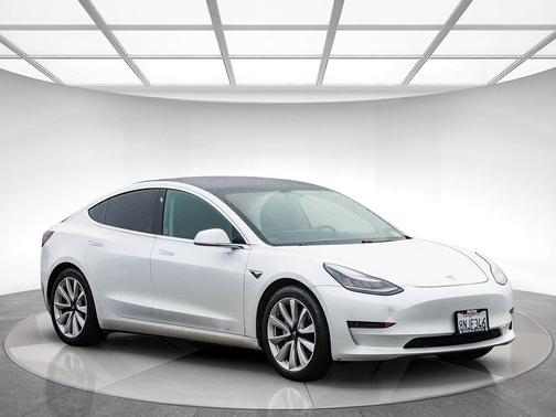 2020 Tesla Model 3 Standard Range
