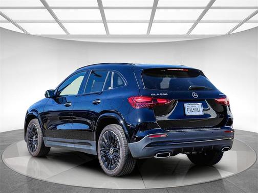 2025 Mercedes-Benz GLA 250 4MATIC