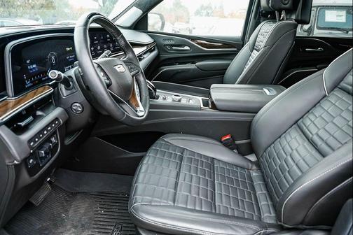 2024 Cadillac Escalade ESV Sport Platinum