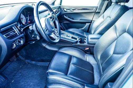 2021 Porsche Macan S