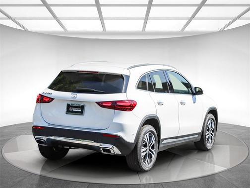 2025 Mercedes-Benz GLA 250 Base
