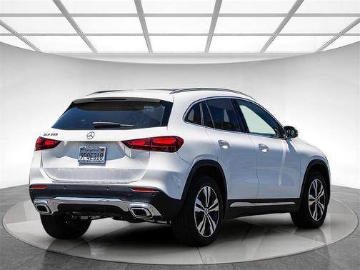2025 Mercedes-Benz GLA 250 4MATIC