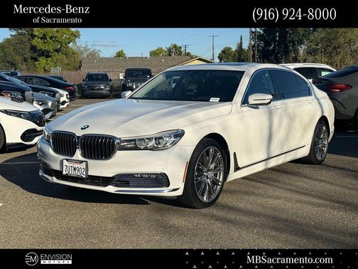 2016 BMW 740 740i