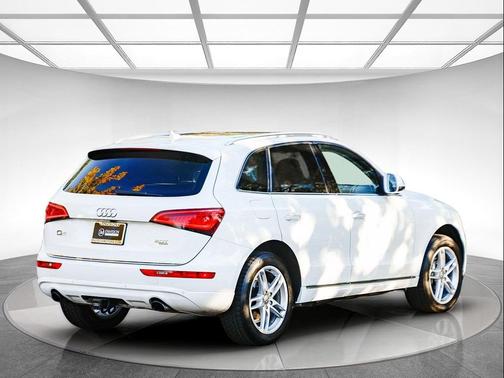 2015 Audi Q5 2.0T Premium Plus
