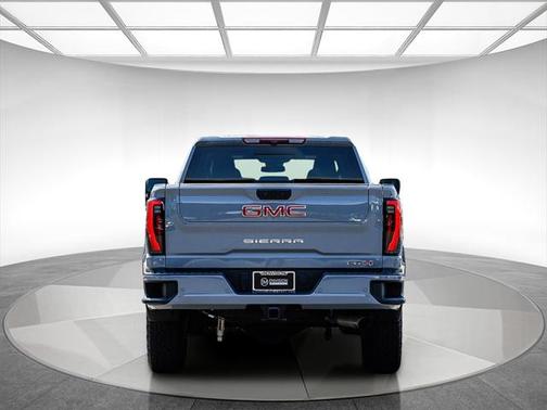 2024 GMC Sierra 2500 AT4
