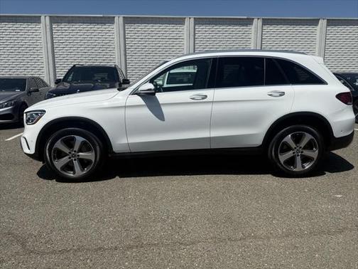 2022 Mercedes-Benz GLC 300 4MATIC