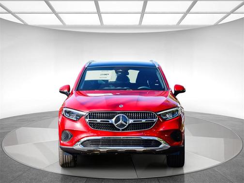 2026 Mercedes-Benz GLC 300 4MATIC