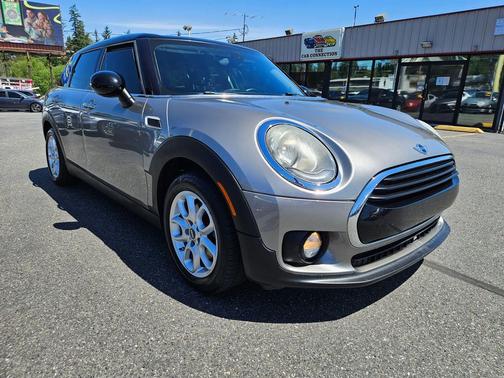 Melting Silver Metallic 2017 MINI Clubman Cooper