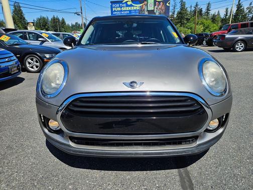 Melting Silver Metallic 2017 MINI Clubman Cooper