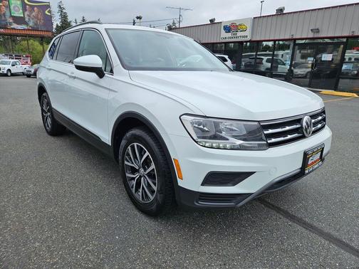 Pure White 2019 Volkswagen Tiguan 2.0T SE 4MOTION
