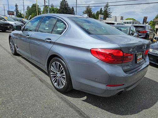 Glacier Silver Metallic 2017 BMW 530 xDrive