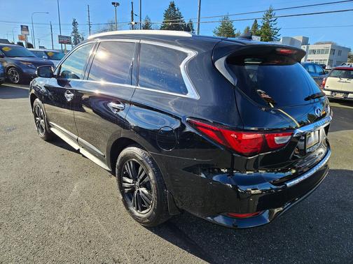 2017 INFINITI QX60 Base