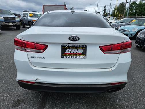 2017 Kia Optima LX
