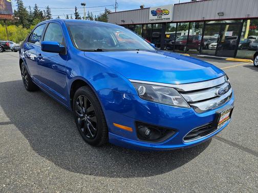 Blue Flame Metallic 2011 Ford Fusion SE