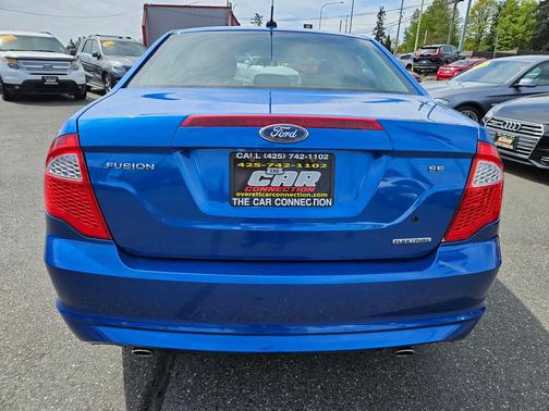 Blue Flame Metallic 2011 Ford Fusion SE
