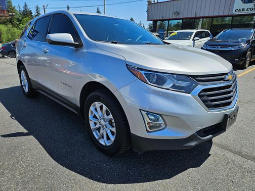 Silver Ice Metallic 2018 Chevrolet Equinox LT