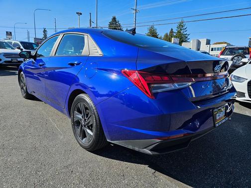 2023 Hyundai ELANTRA HEV Blue