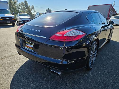 2012 Porsche Panamera 4