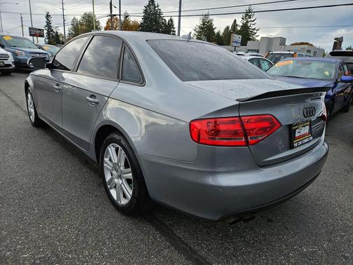 2010 Audi A4 2.0T Premium quattro