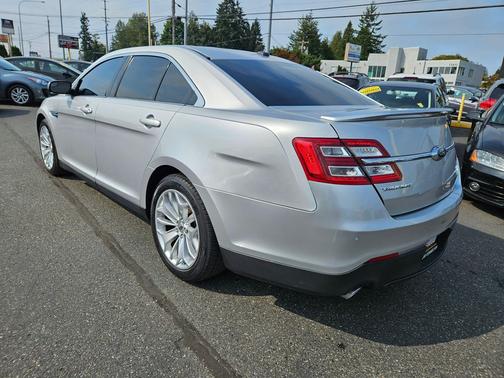 2016 Ford Taurus Limited