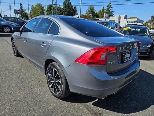 2016 Volvo S60 T5 Premier