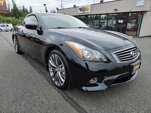 2011 INFINITI G37 Journey