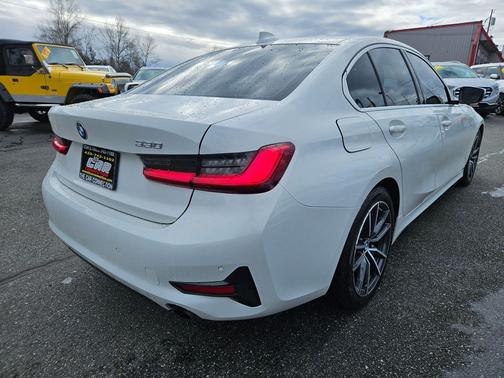 2020 BMW 330 330i