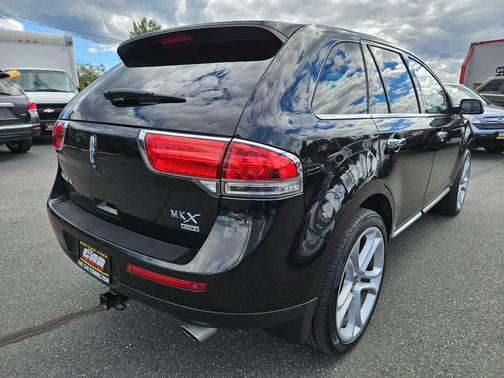 2013 Lincoln MKX Base